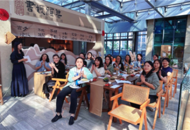 工會組織開展“玫瑰書香”讀書分享會活動