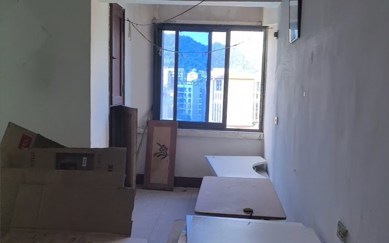 貴州省機關(guān)事務(wù)管理局國有資產(chǎn)管理服務(wù)中心貴陽市云巖區(qū)護(hù)國路153號3單元8層2號住宅招租