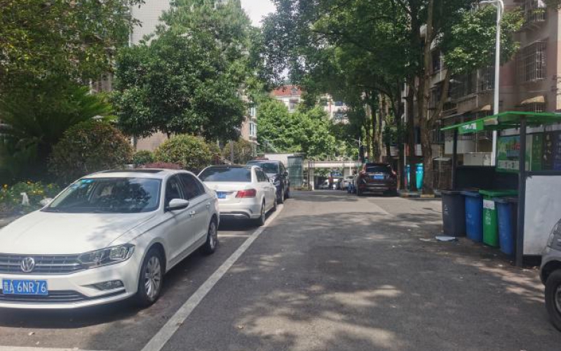 花溪區(qū)霞暉路靜暉街J-09號(hào)轉(zhuǎn)讓（持有方：貴州省機(jī)關(guān)事務(wù)管理局國(guó)有資產(chǎn)管理服務(wù)中心）(二次掛牌)